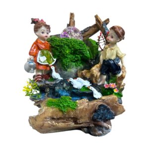 Fuente decorativa infantil con luces LED – Niños junto al arroyo